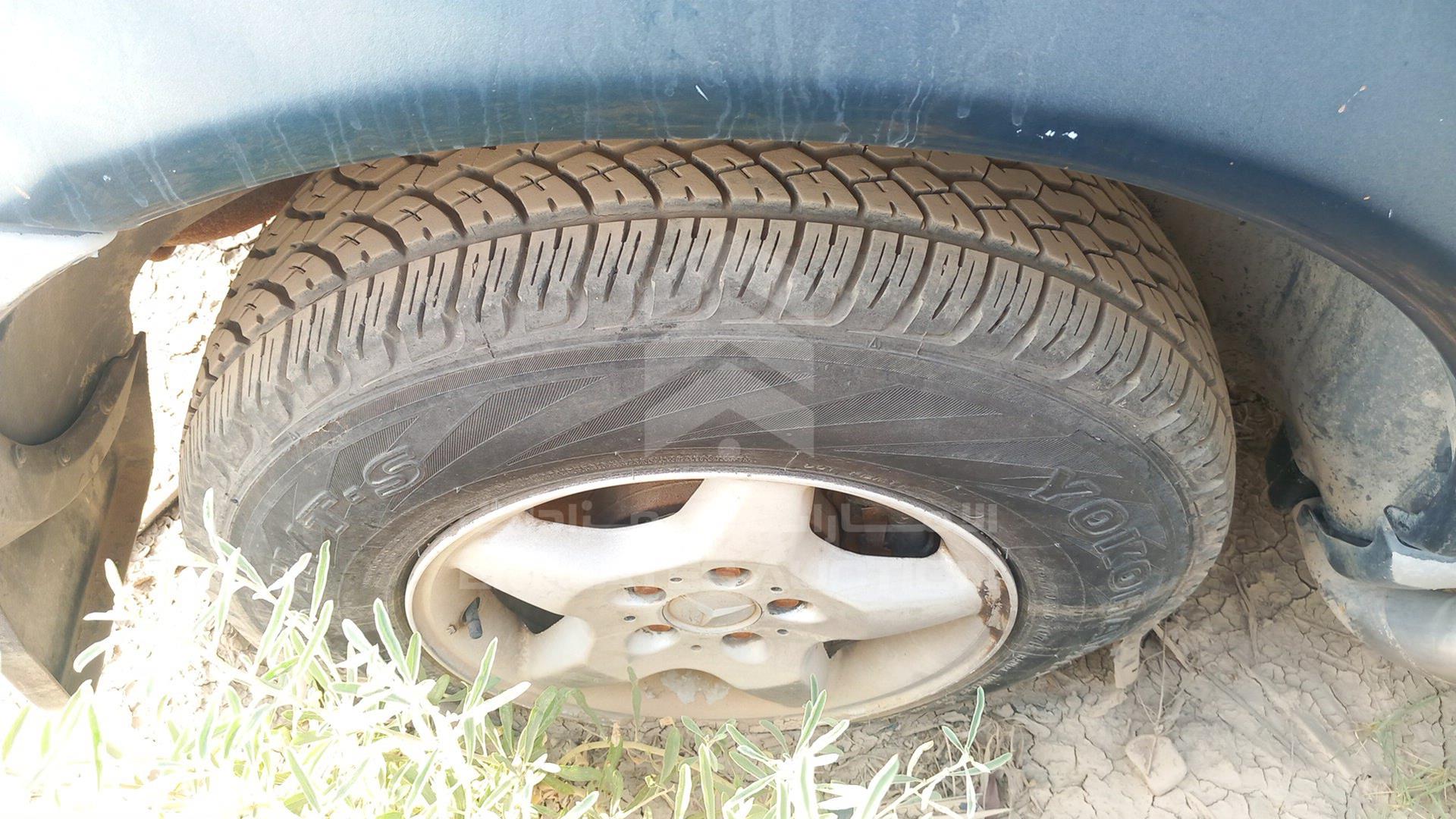0 MERCEDES --- VIN: WDC1631541A062888