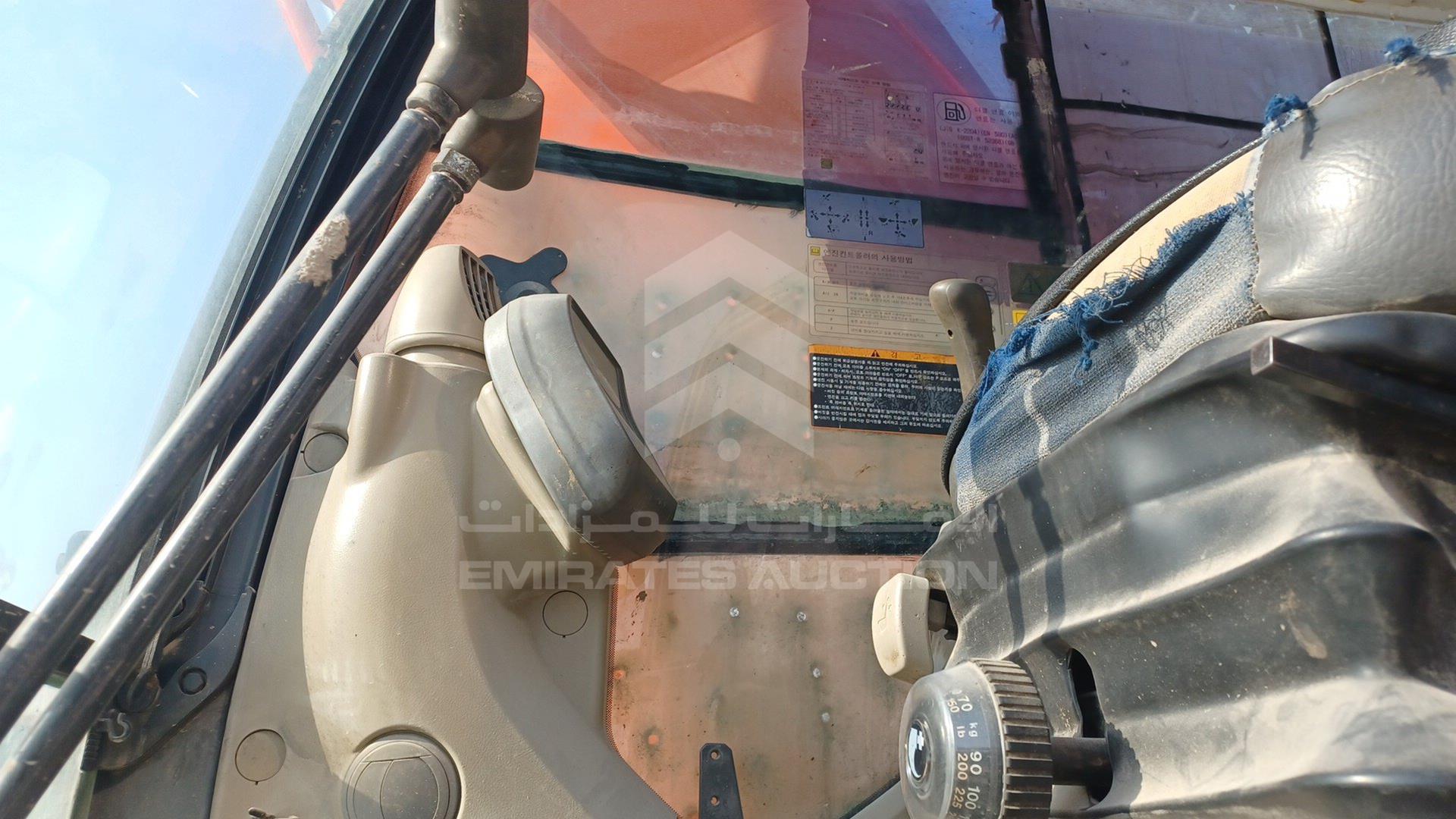 2022 HITACHI EXCAVATOR VIN: HCM1V400C00031293