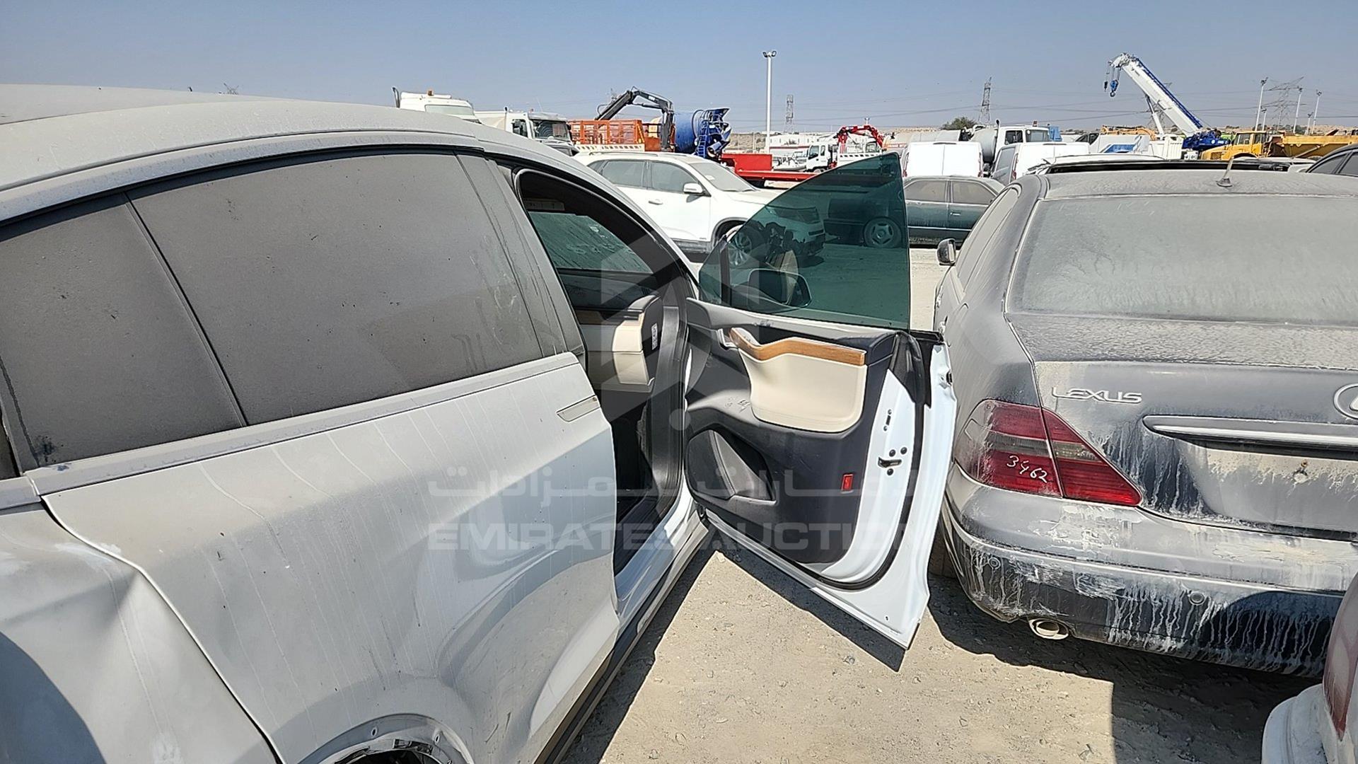 2020 TESLA MODEL X VIN: 5YJXCCE27LF216354