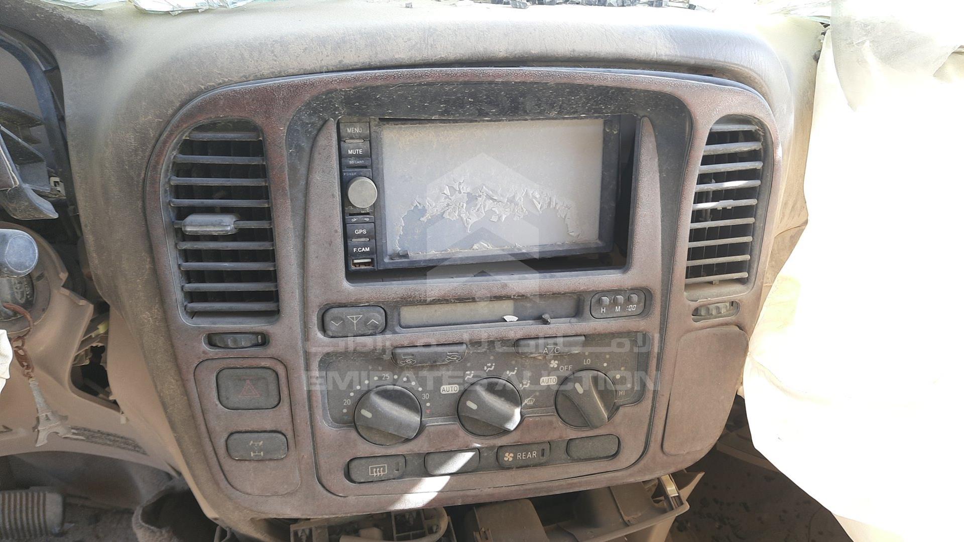 1998 TOYOTA LAND CRUISER VIN: JT3HT05J8W0024653