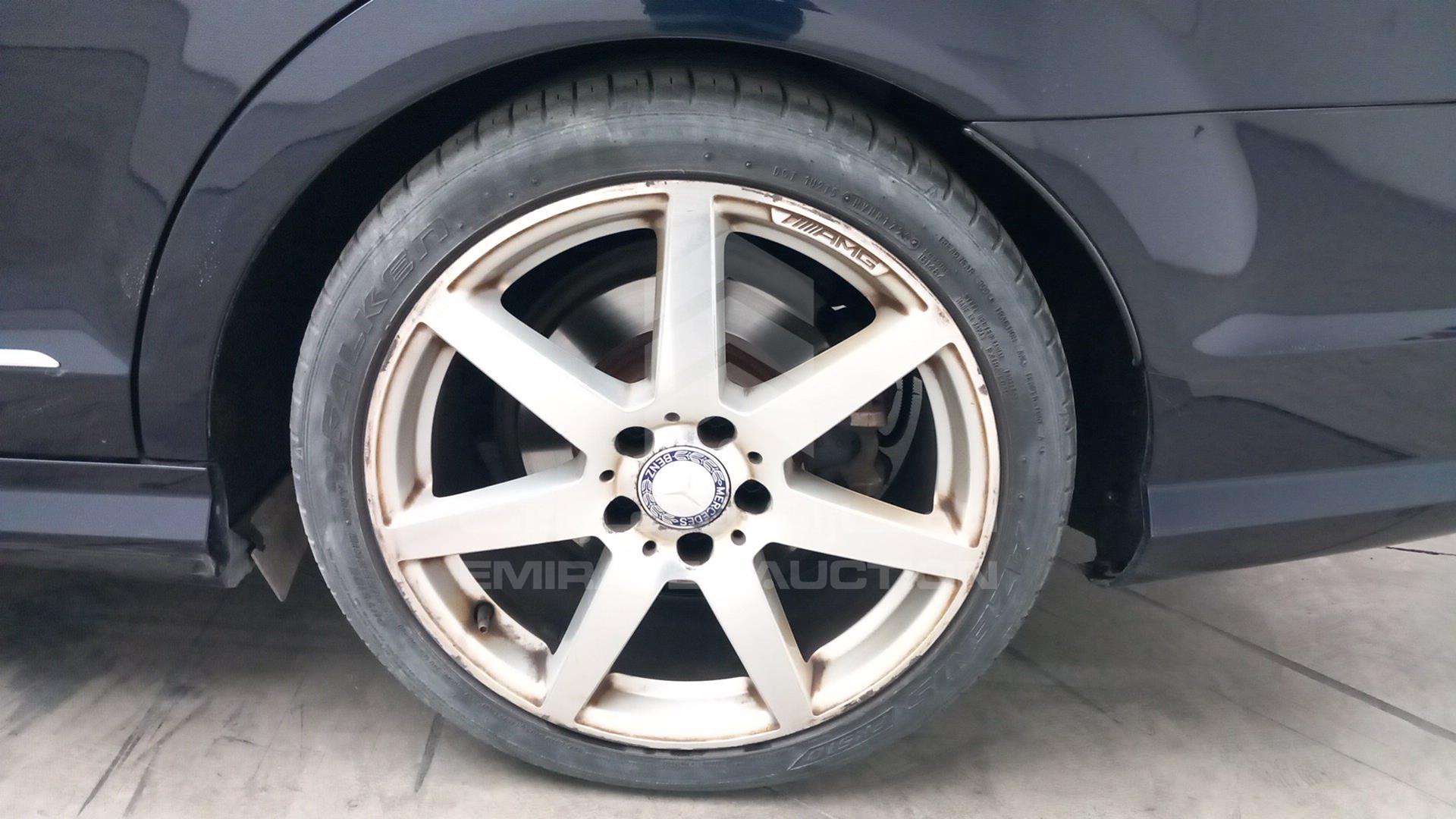 2014 MERCEDES C 200 VIN: WDDGF4JB2EA897432