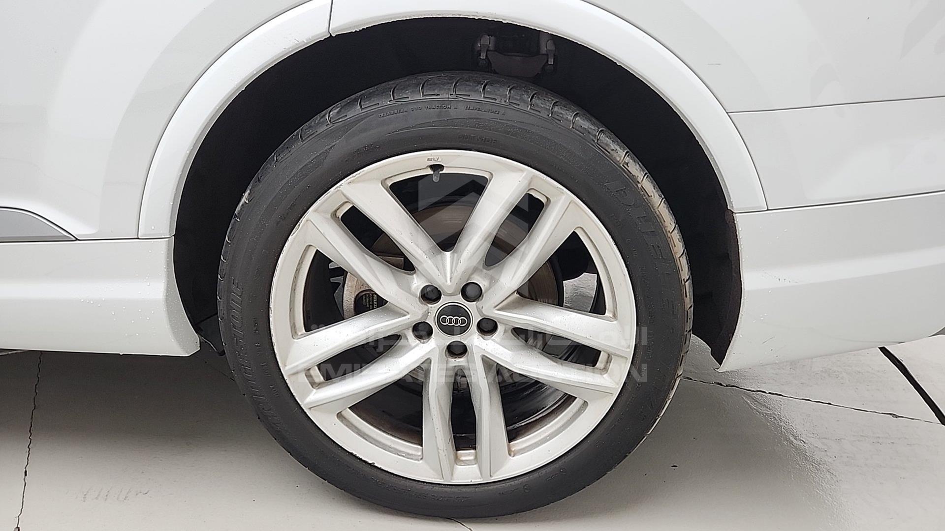 2016 AUDI Q7 VIN: WA1AGDF7XGD001570