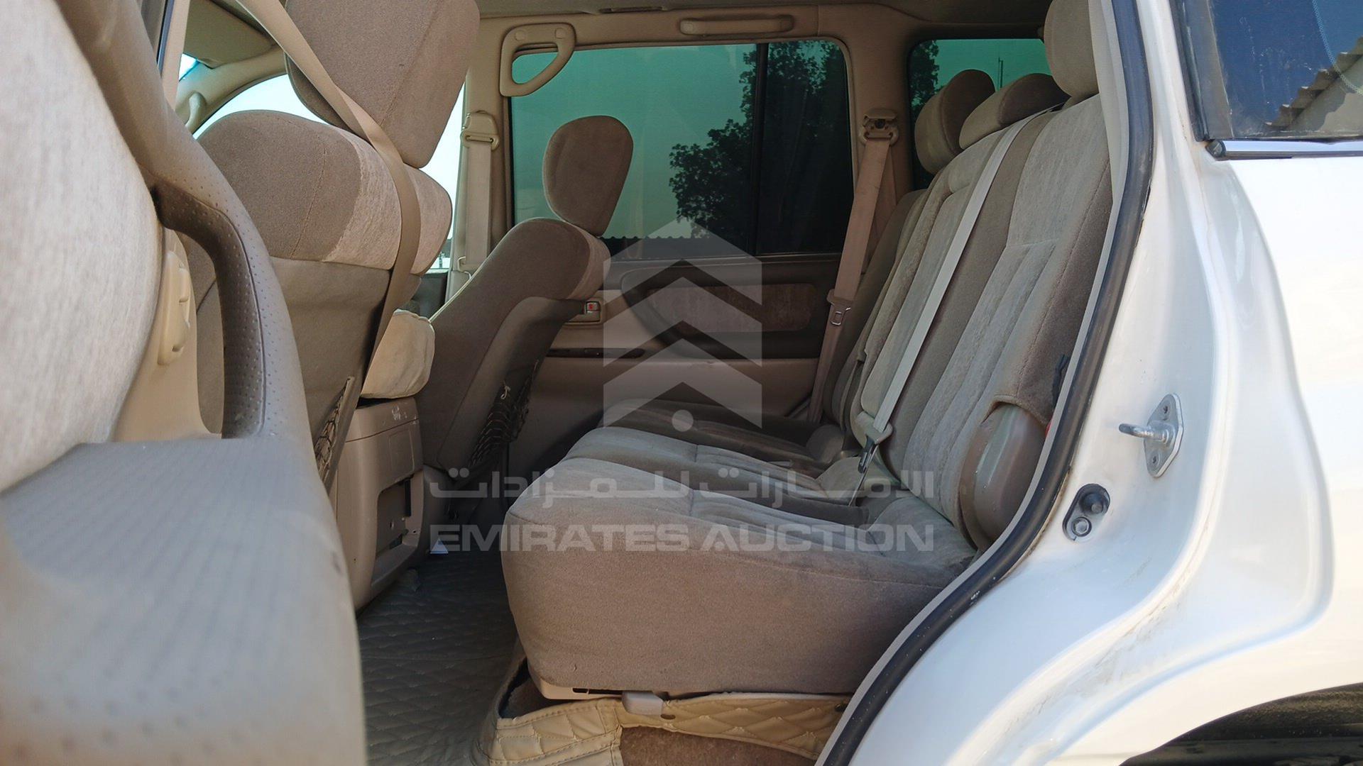 2002 TOYOTA LAND CRUISER VIN: JTEHT05J322021178