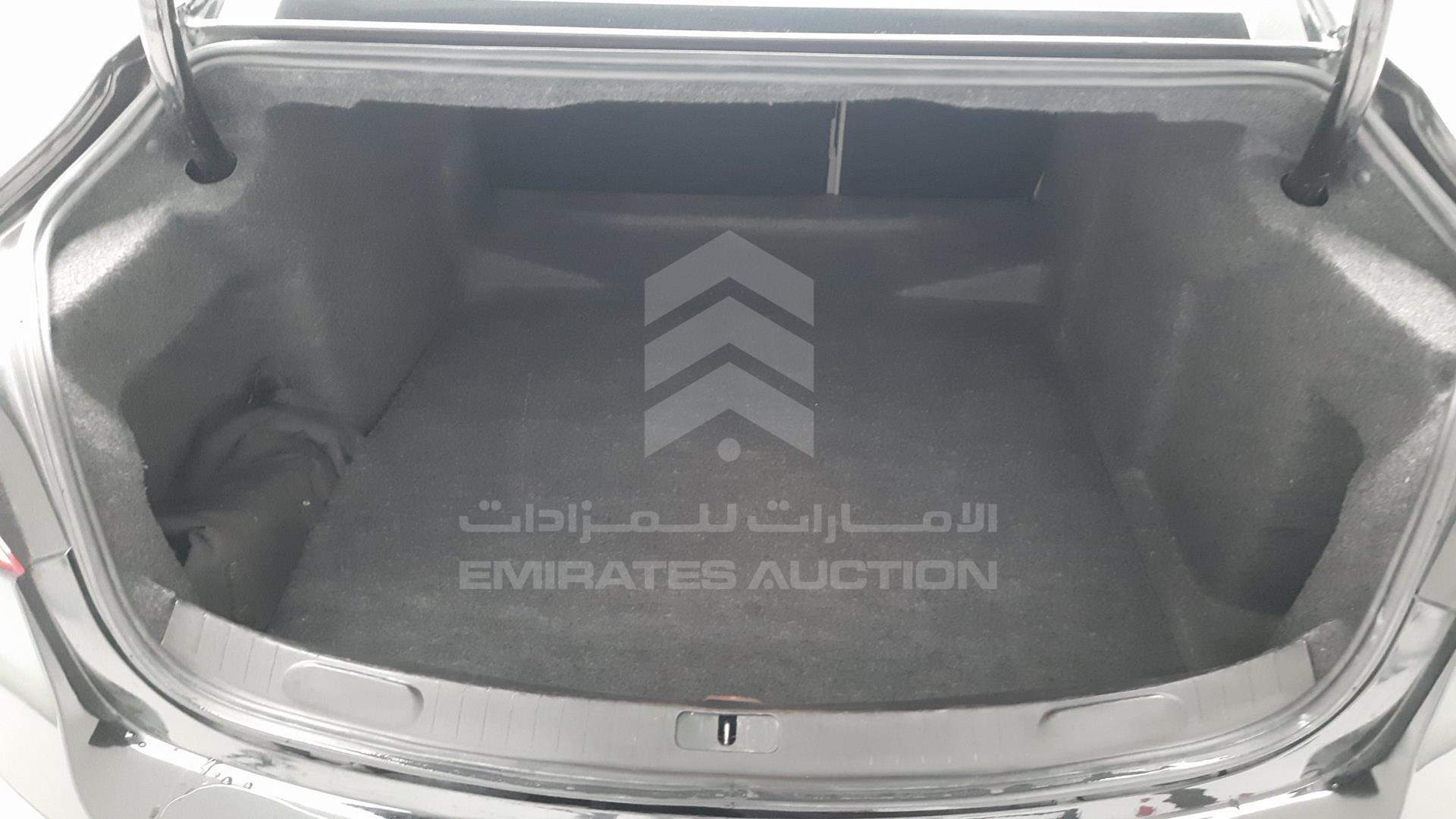 2018 CHEVROLET IMPALA VIN: 2G1135S38J9167075