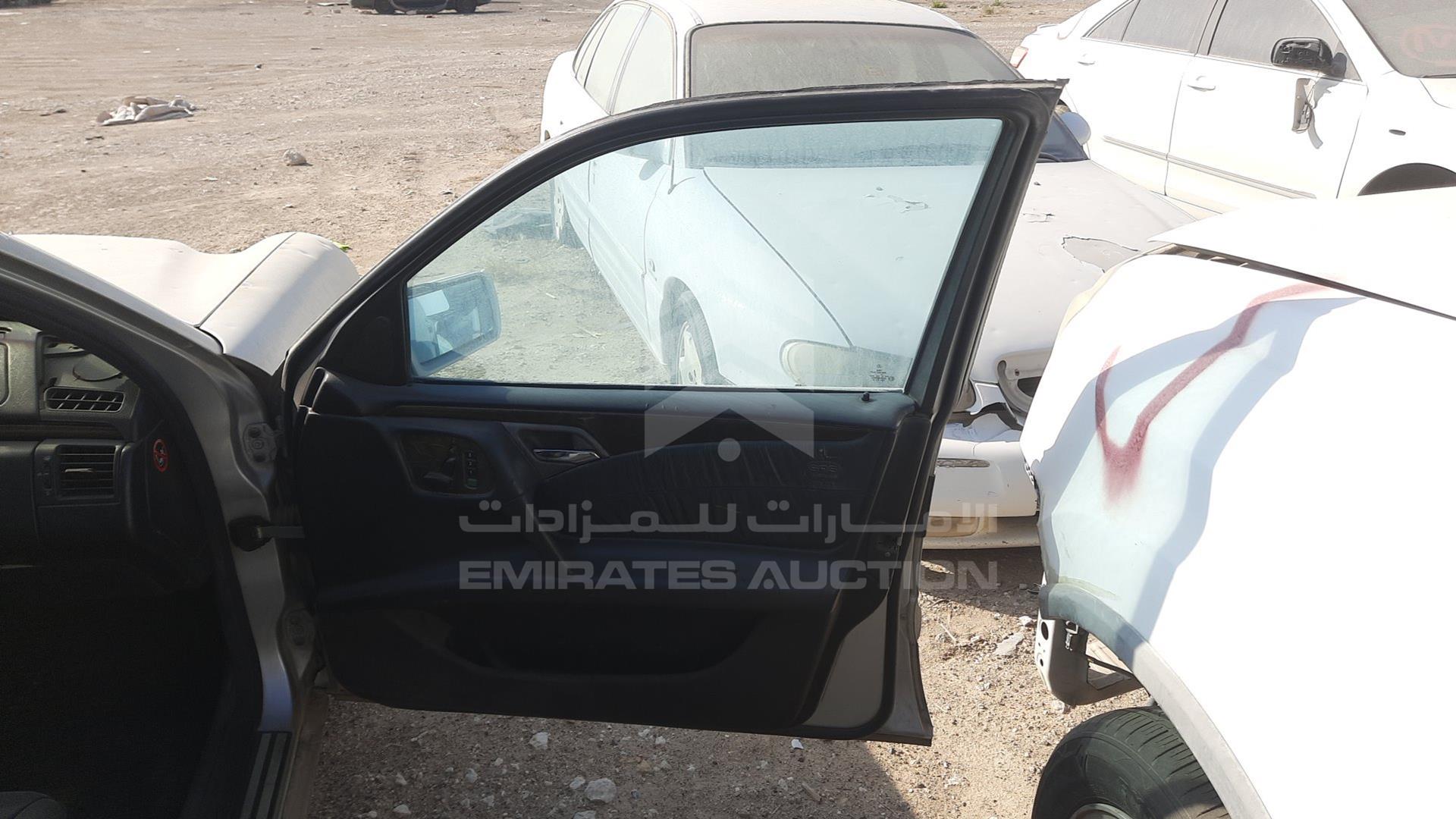 0 MERCEDES E 320 VIN: WDB2102651A540046