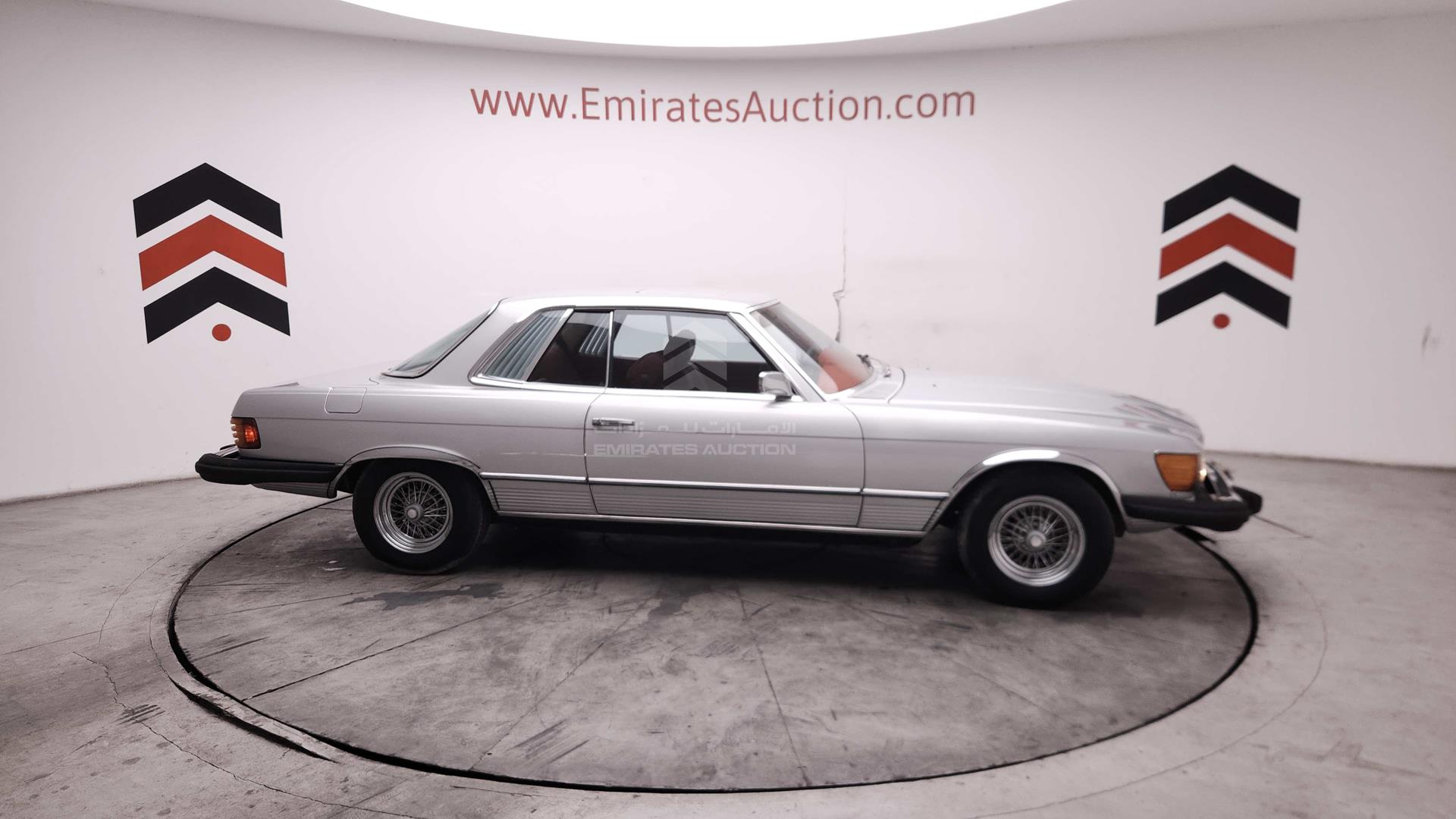 1975 MERCEDES SLC 450 VIN: 10702412011063