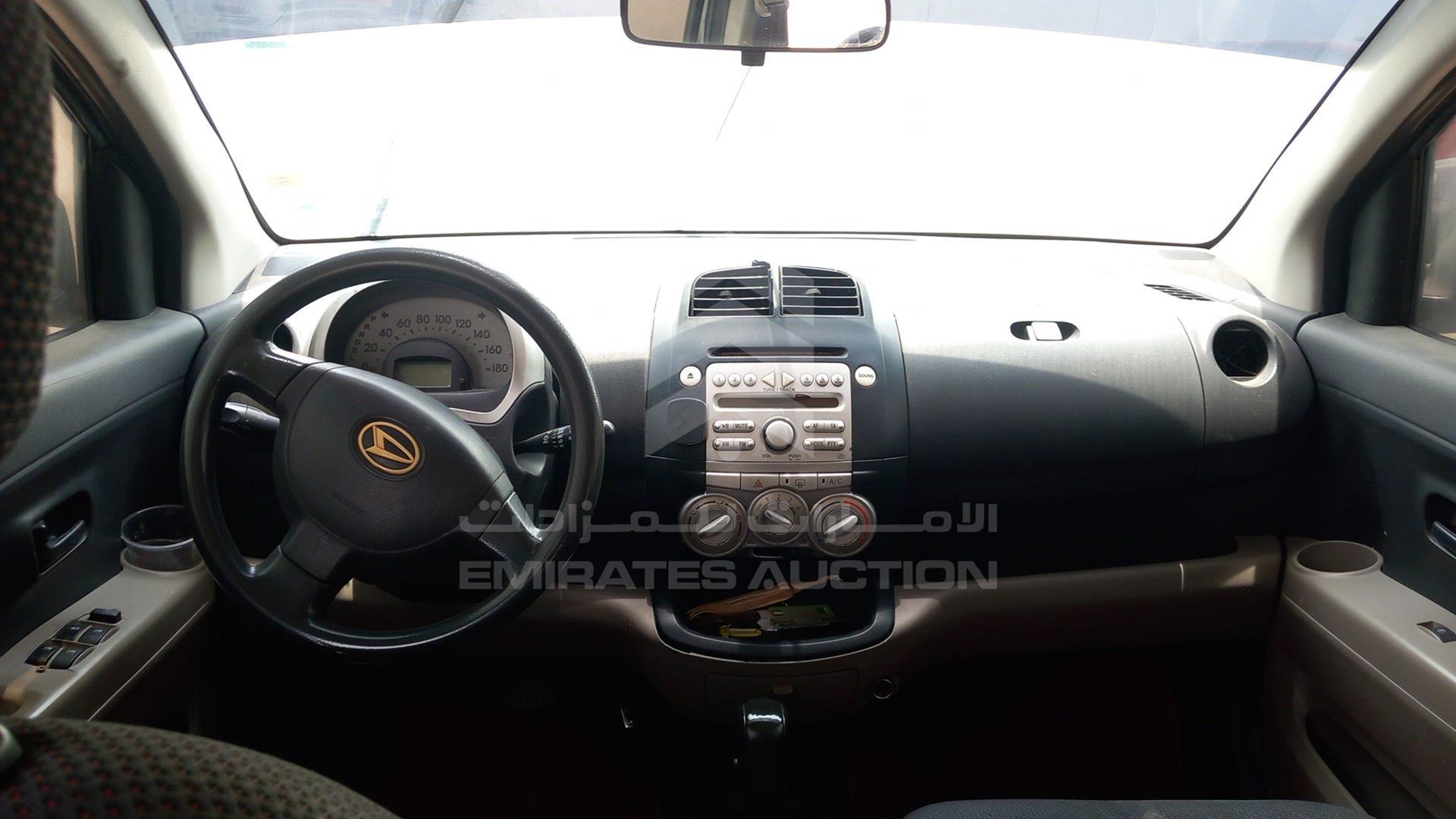 2005 DAIHATSU SIRION VIN: JD1GM301451007208