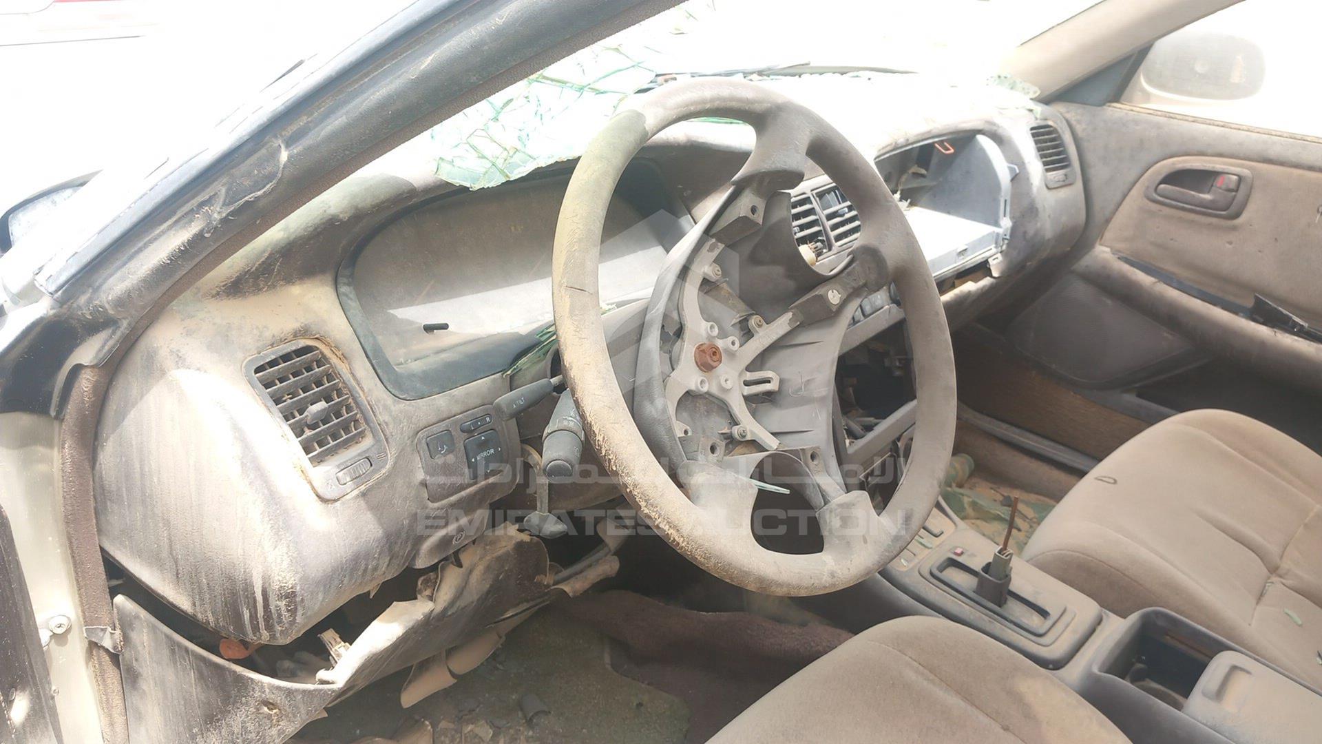 0 TOYOTA --- VIN: JZX906529526