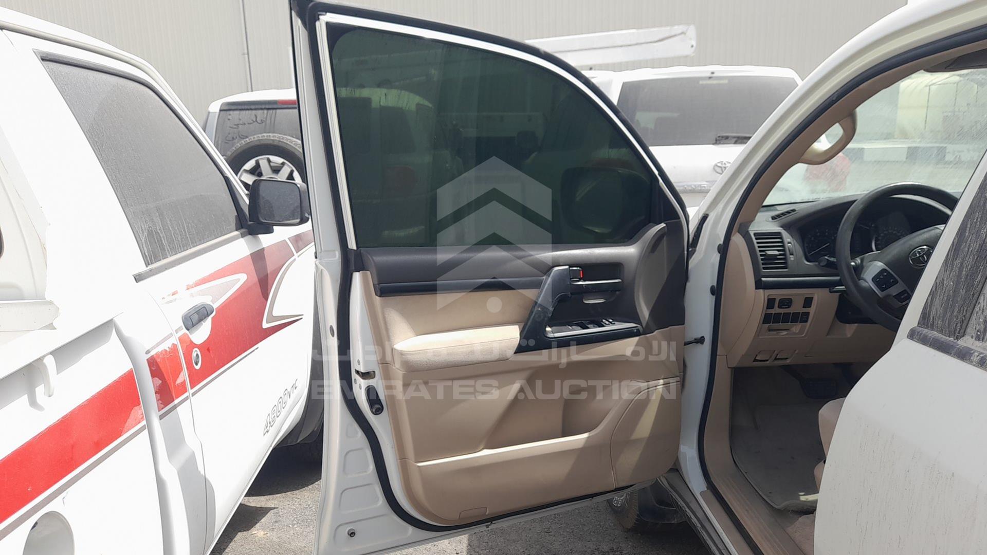 2013 TOYOTA LAND CRUISER VIN: JTMDU09J6D5072251