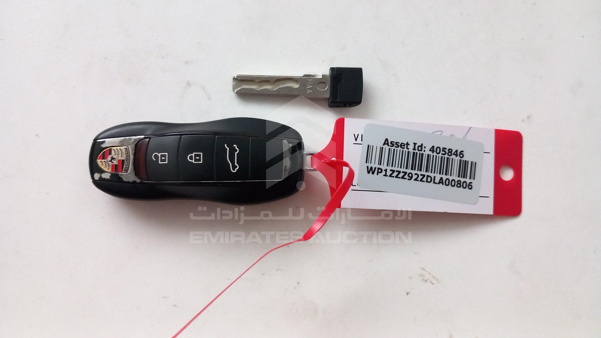2013 PORSCHE CAYENNE VIN: WP1ZZZ92ZDLA00806