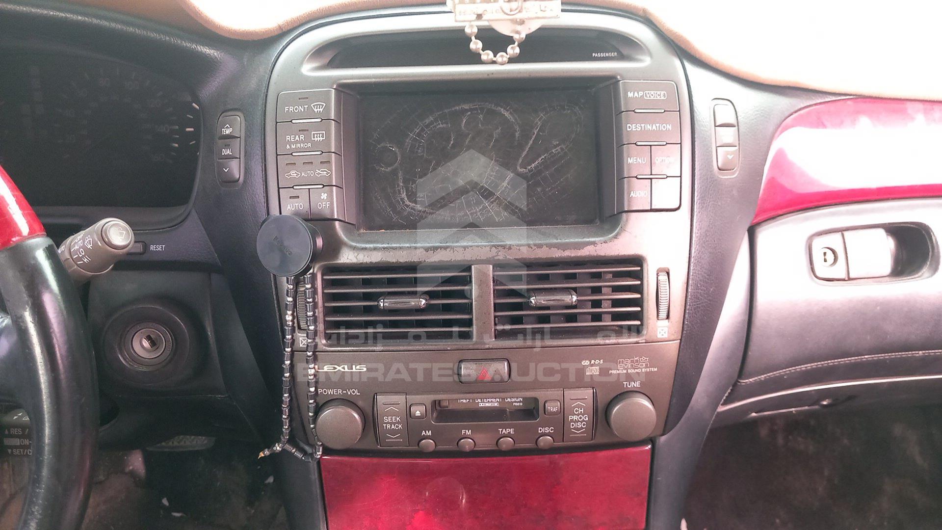 2002 LEXUS LS 430 VIN: JTHBN30F920058318