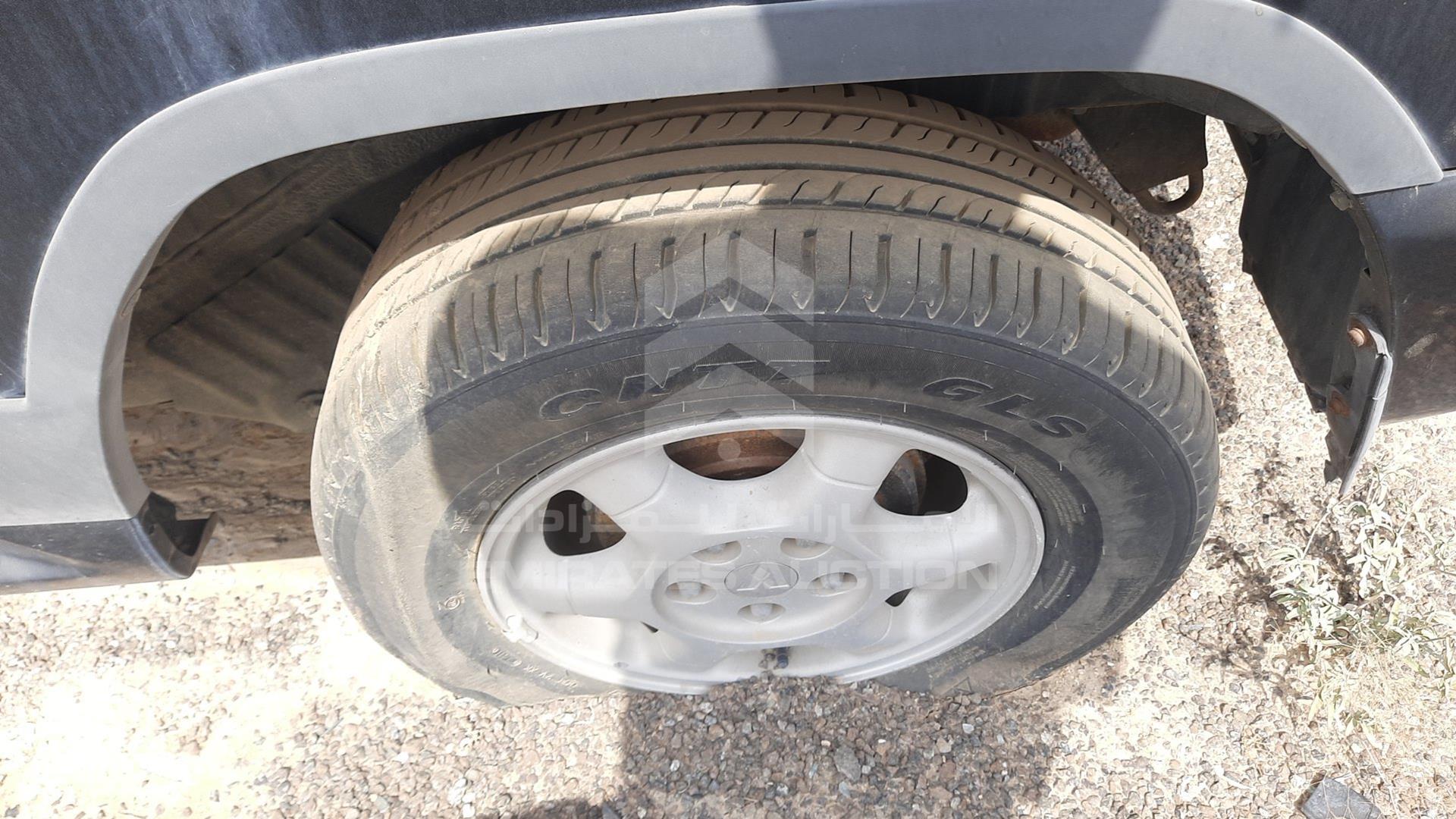 0 MITSUBISHI --- VIN: H56A5222093