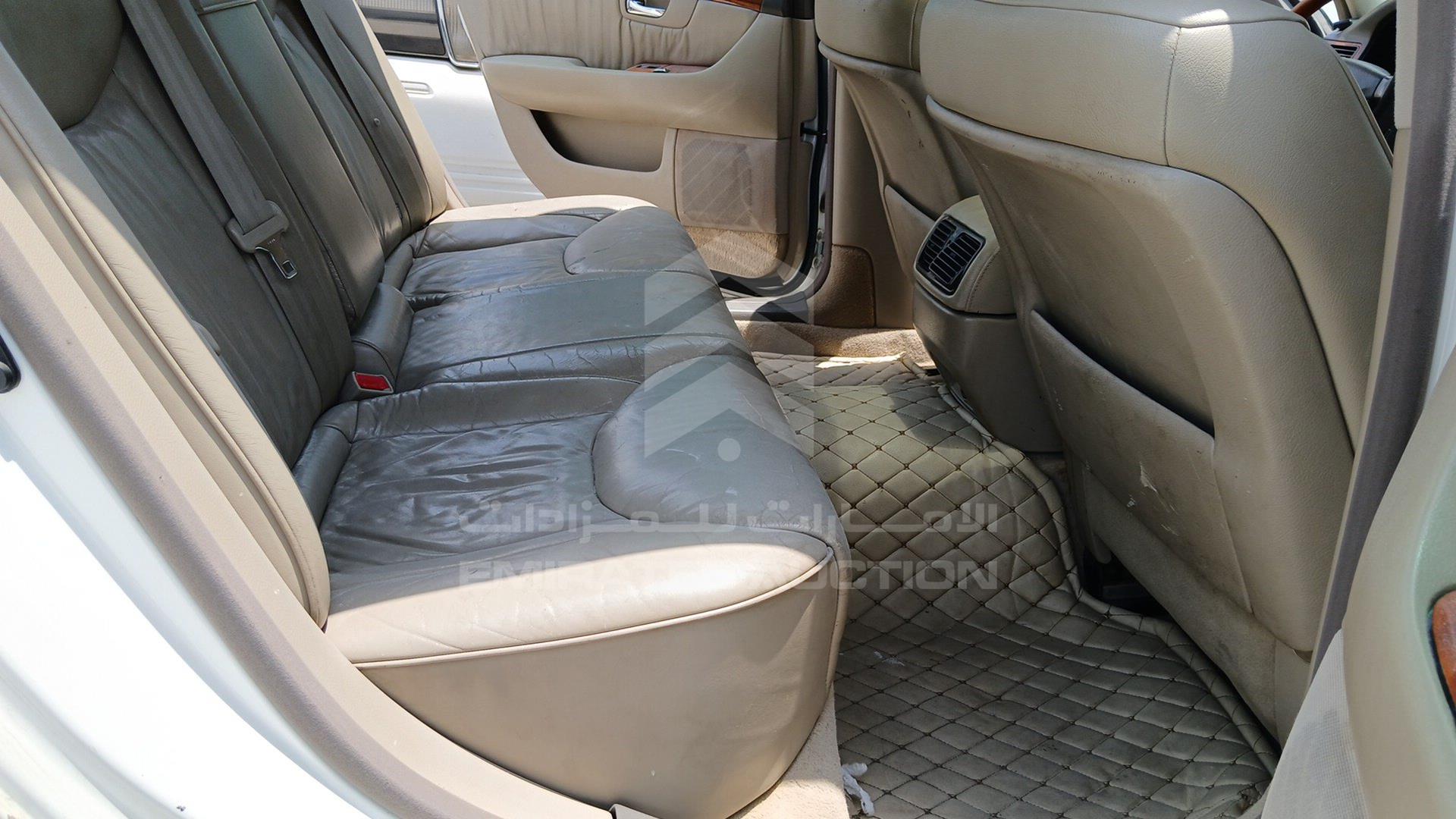 2001 LEXUS LS 430 VIN: JTHBN30F210016992