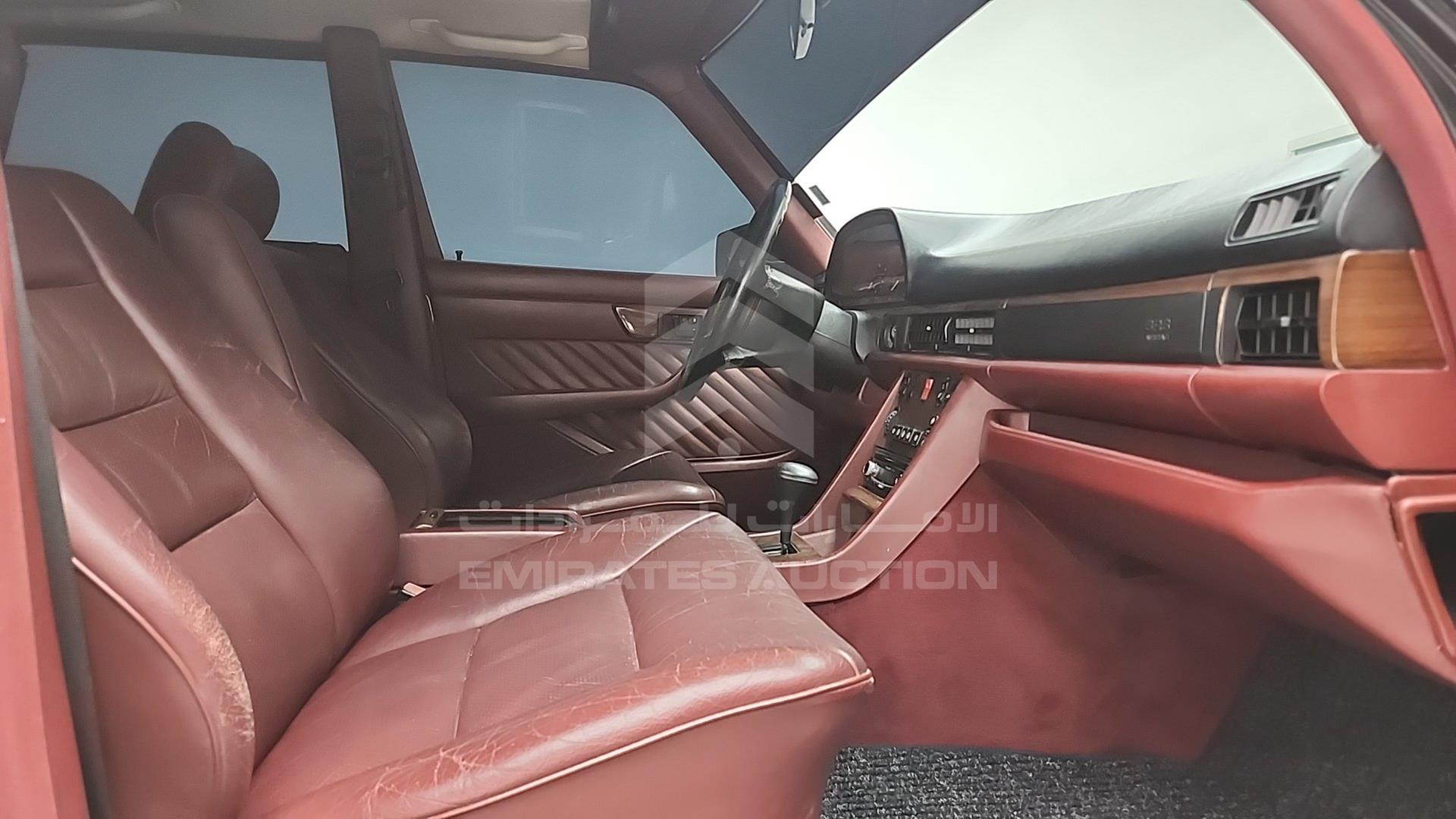 1989 MERCEDES SEL 300 VIN: WDBCA25E2KA466194