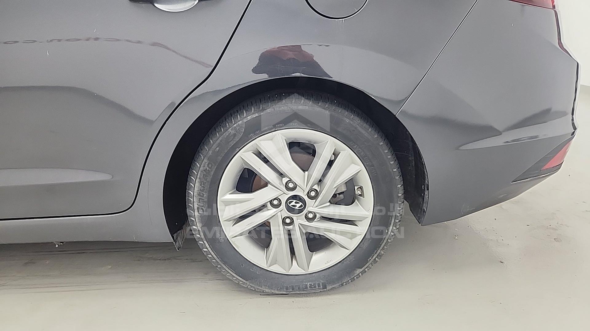 2020 HYUNDAI ELANTRA VIN: 5NPD84LF4LH566560