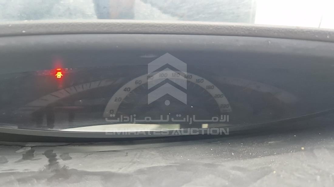 2015 Toyota Previa — Speedometer & RPM Gauges — Photo 19