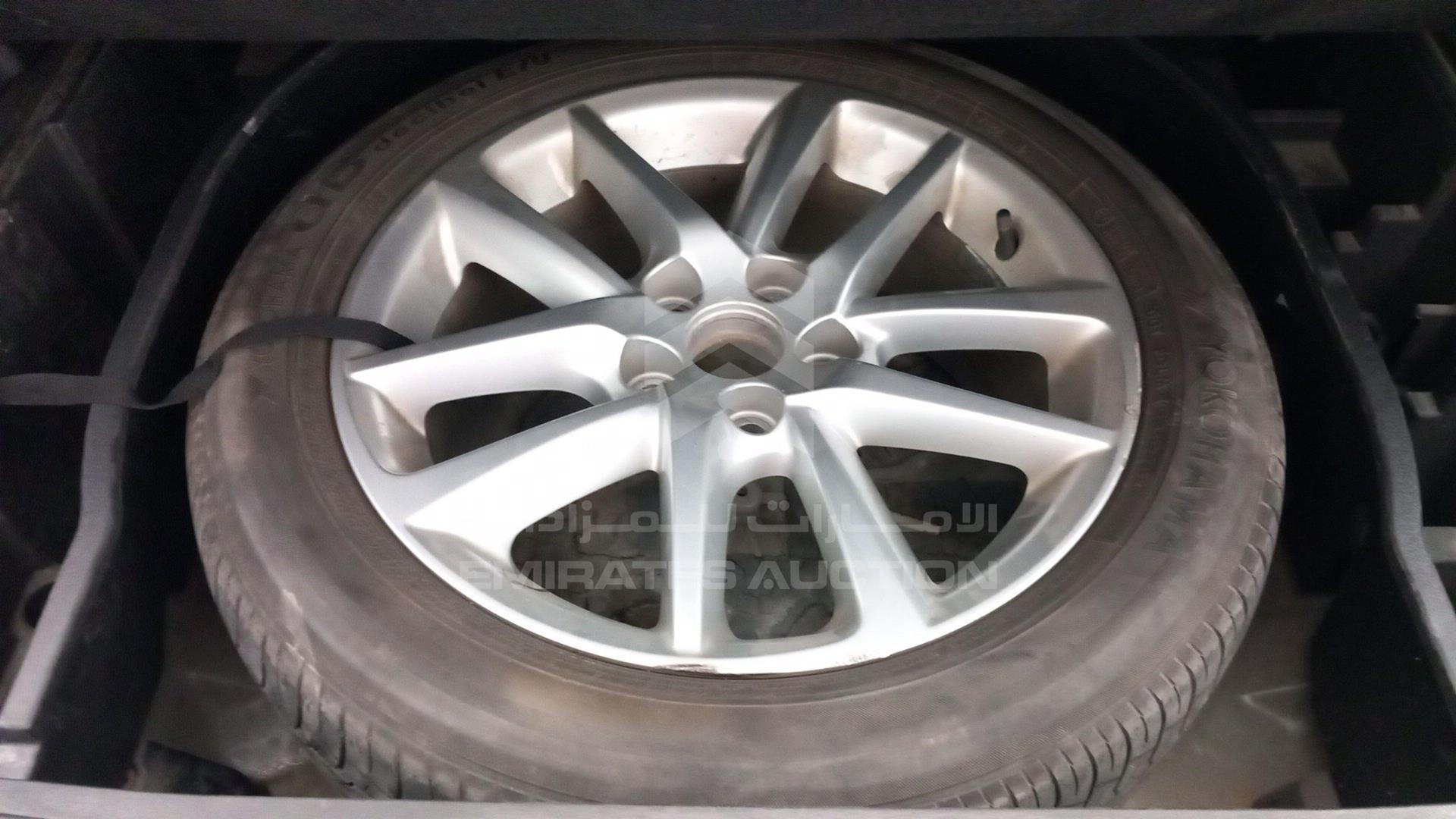 2015 TOYOTA ZELAS VIN: JTKJF5C72FJ000750