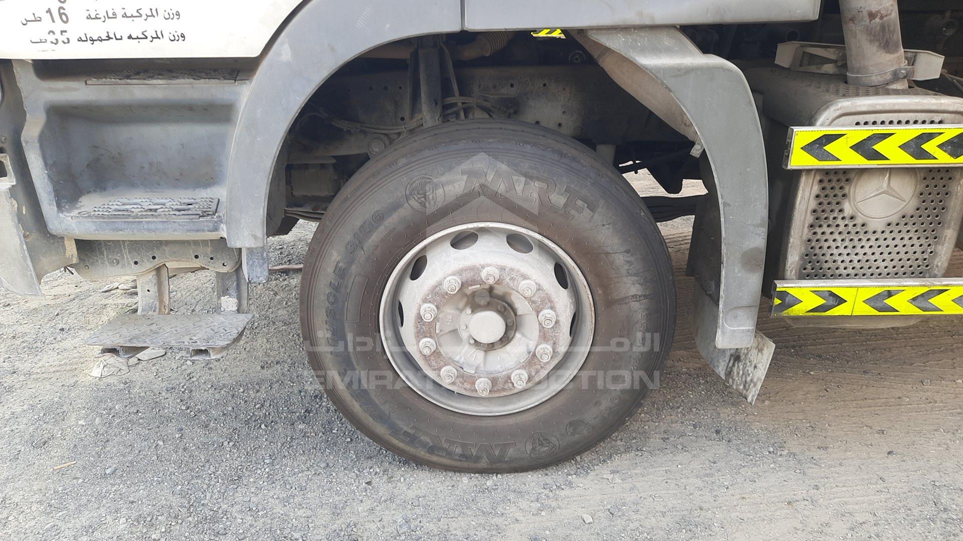 2008 MERCEDES ACTROS VIN: WDAKHCAA48L280335