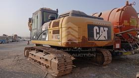 Caterpillar 330DL — Rear Left Angle — Photo 6 — Thumbnail