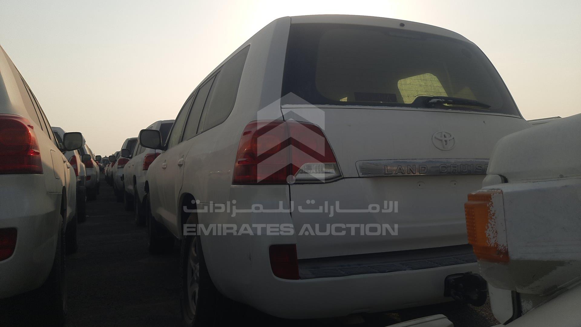 2013 TOYOTA LAND CRUISER VIN: JTMDU09J9D5065732