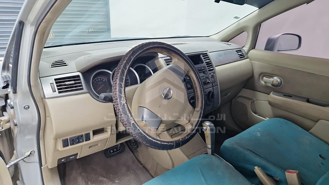 2009 Nissan — Front Left Driver Dashboard View — Photo 13