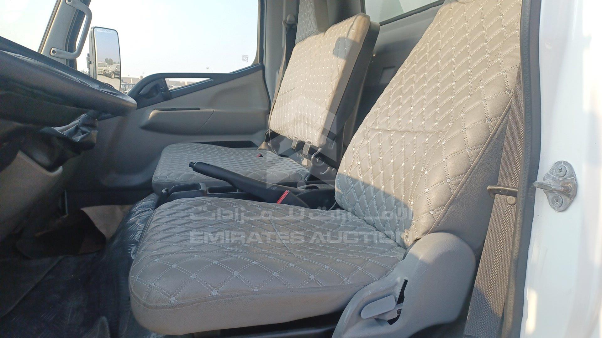 2022 MITSUBISHI CANTER VIN: JL6BGH6AXNK006135