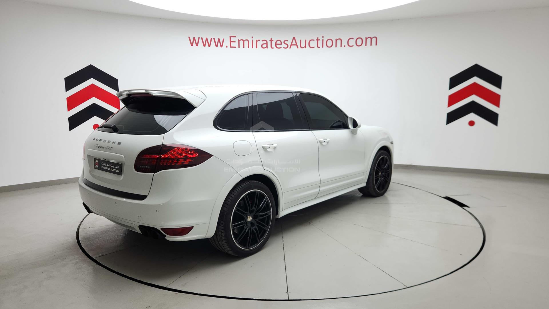 2013 PORSCHE CAYENNE VIN: WP1ZZZ92ZDLA74155