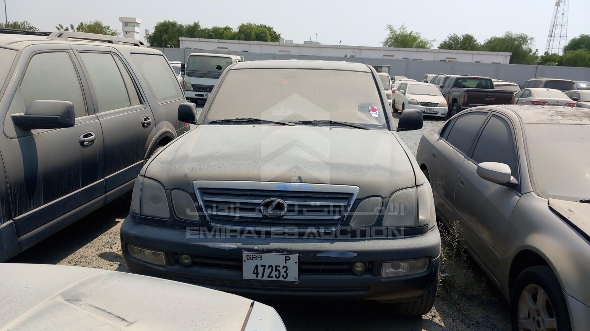 2003 LEXUS LX 470 VIN: JTJHT00W833532353