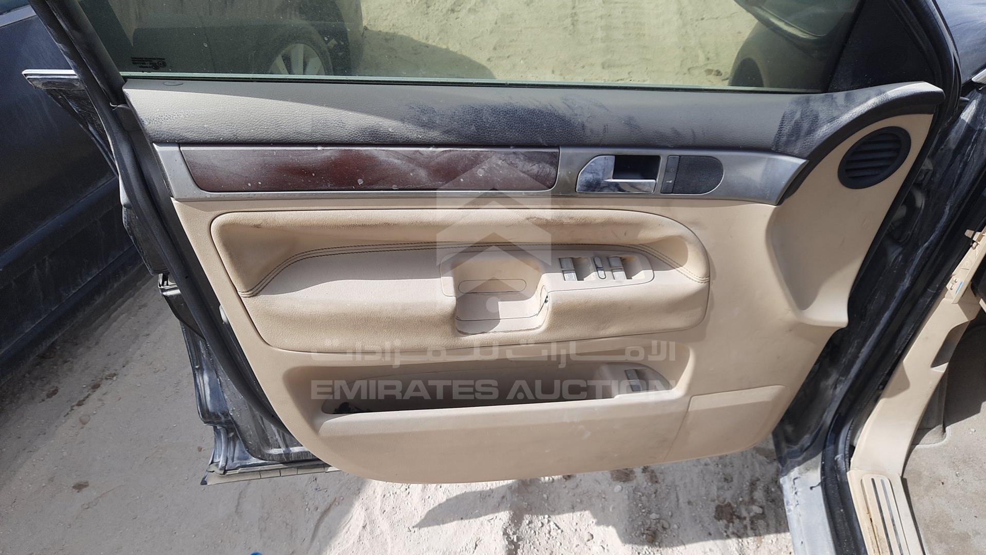 2007 VOLKSWAGEN TOUAREG VIN: WVGAE27L57D005520