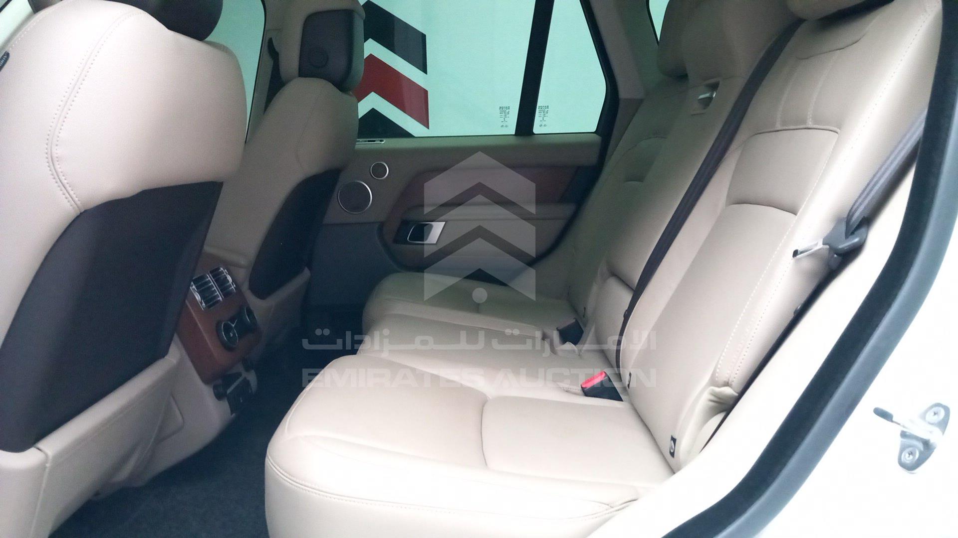 2018 RANGE ROVER HSE VIN: SALGA2BV9JA389502
