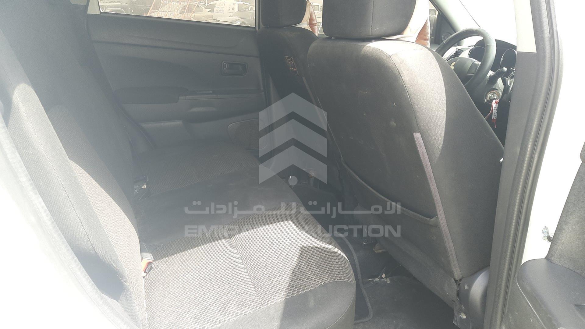 2017 MITSUBISHI ASX VIN: JE4LP21U5HZ703144