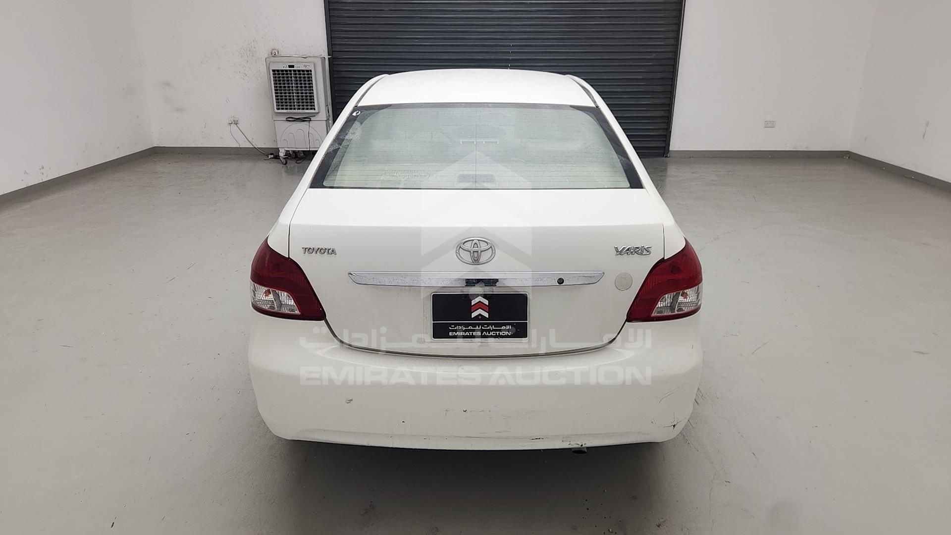 2011 TOYOTA YARIS VIN: JTDBW9234B4052200