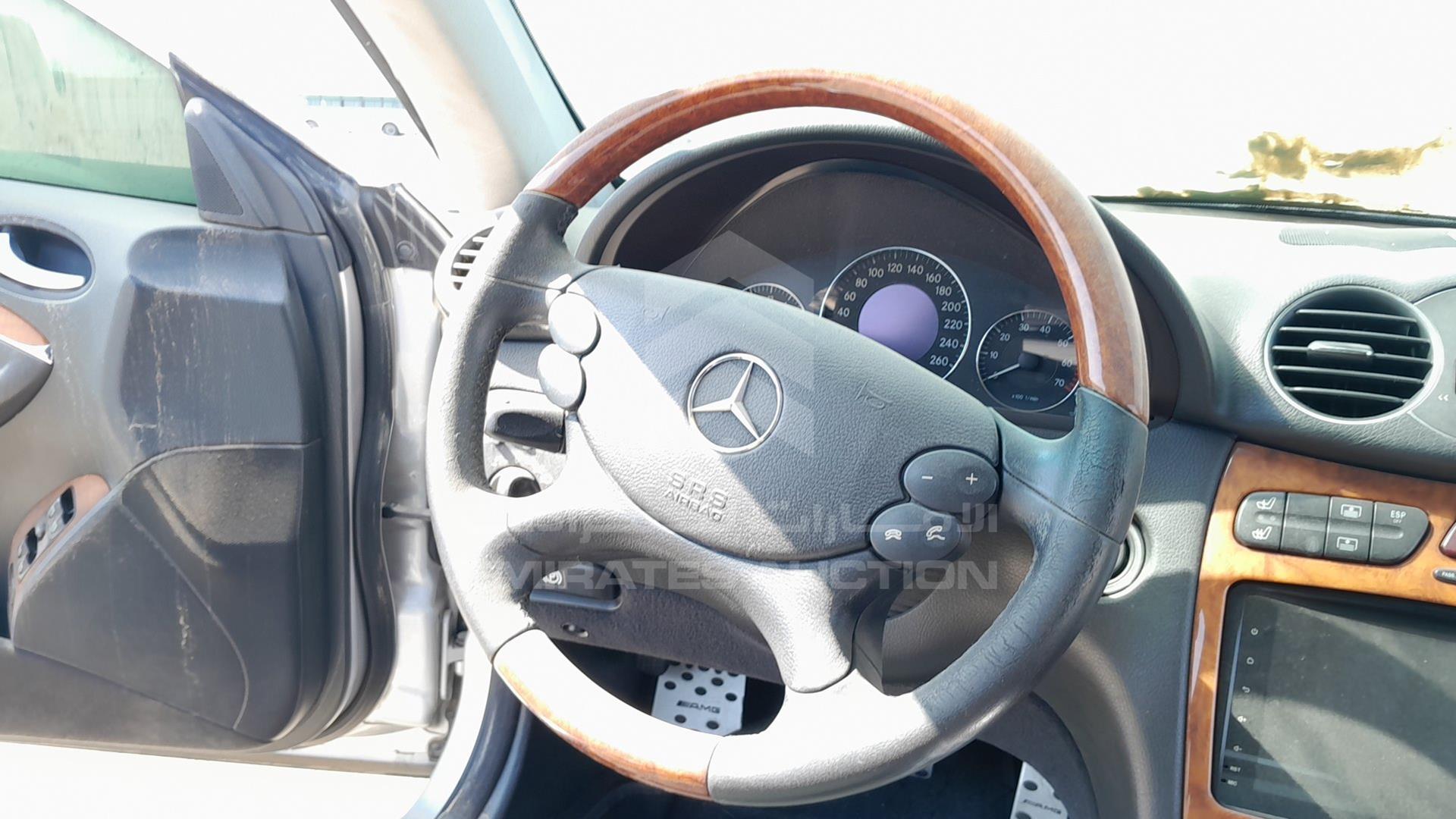 2004 MERCEDES CLK320 VIN: WDB2093651F074586