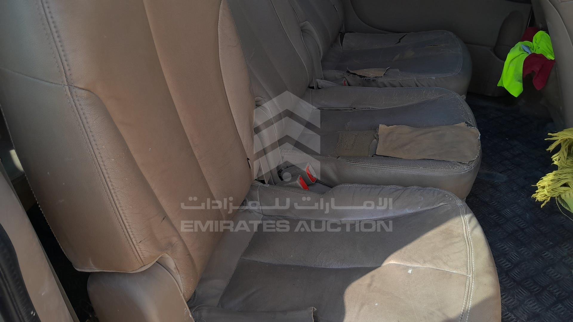 2011 KIA CARNIVAL VIN: KNAMH8177B6386899