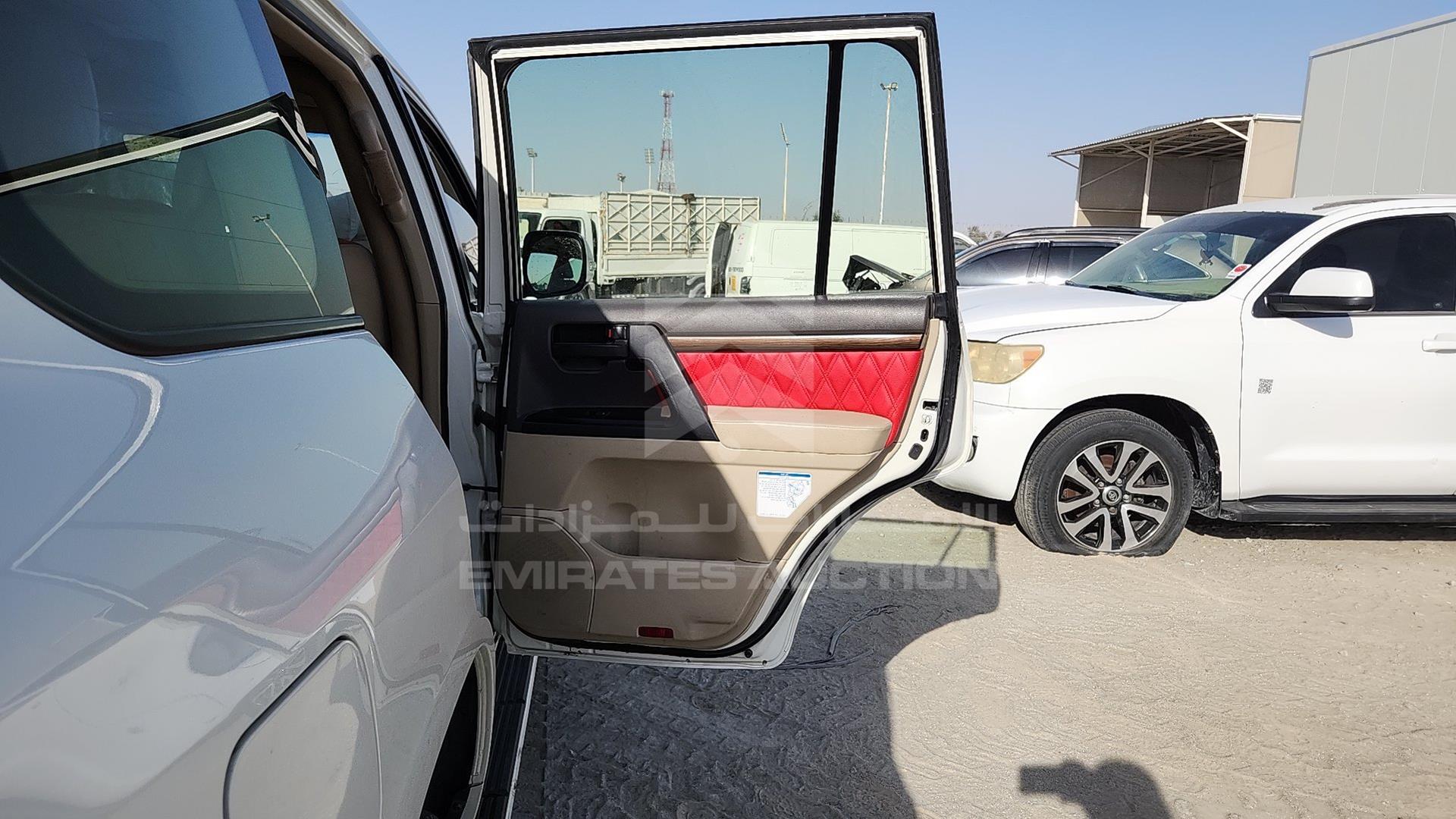 2020 TOYOTA LAND CRUISER VIN: JTMHU01J6L4193878