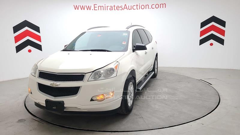 1GNKR8ED9CJ235432 Auction: EmiratesAuction Lot: 413741 1GNKR8ED9CJ235432 Chevrolet Traverse 2012 WHITE Photo 6