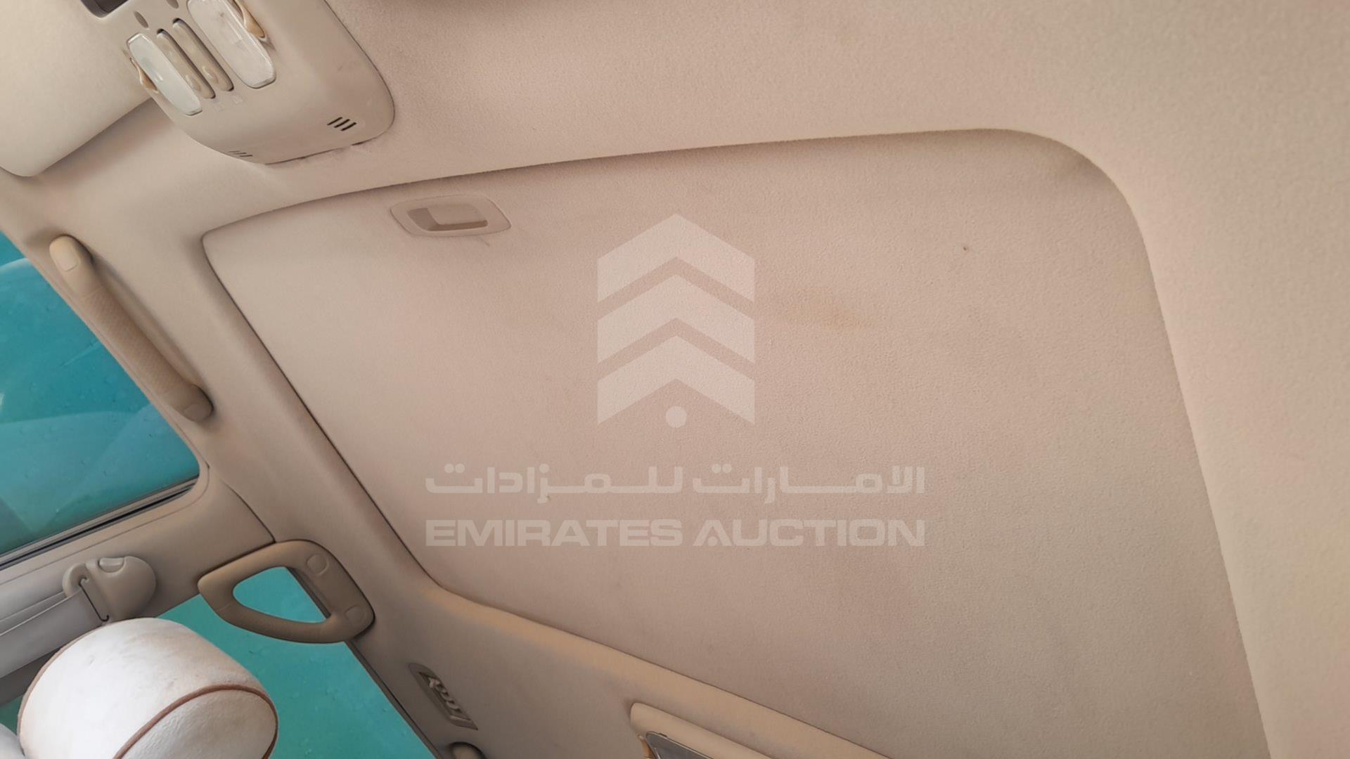 2006 TOYOTA LAND CRUISER VIN: JTEHT05J262085590