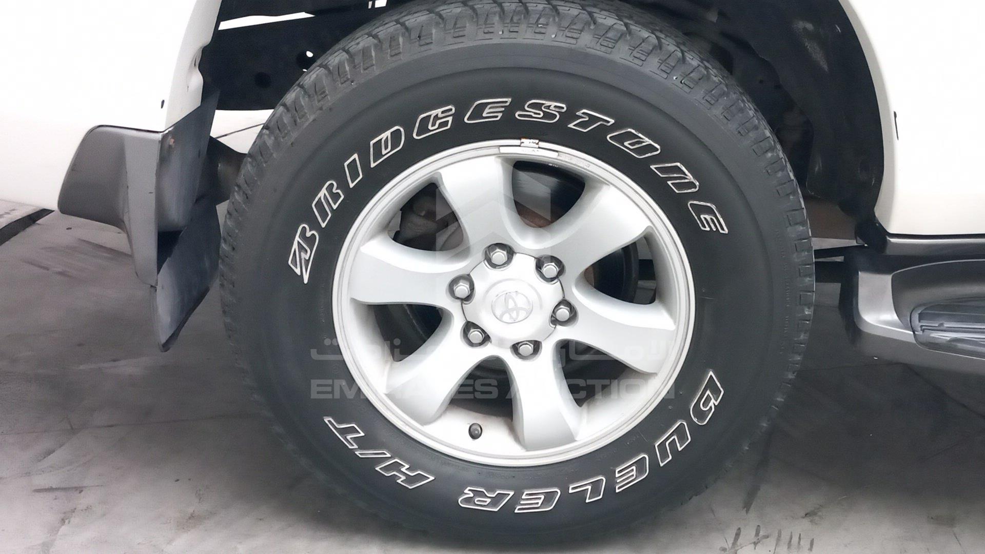 2006 TOYOTA PRADO VIN: JTEBL29J065043302