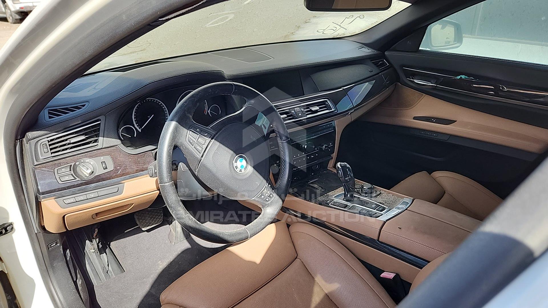 2011 BMW 740 VIN: WBAKB810XBC344966