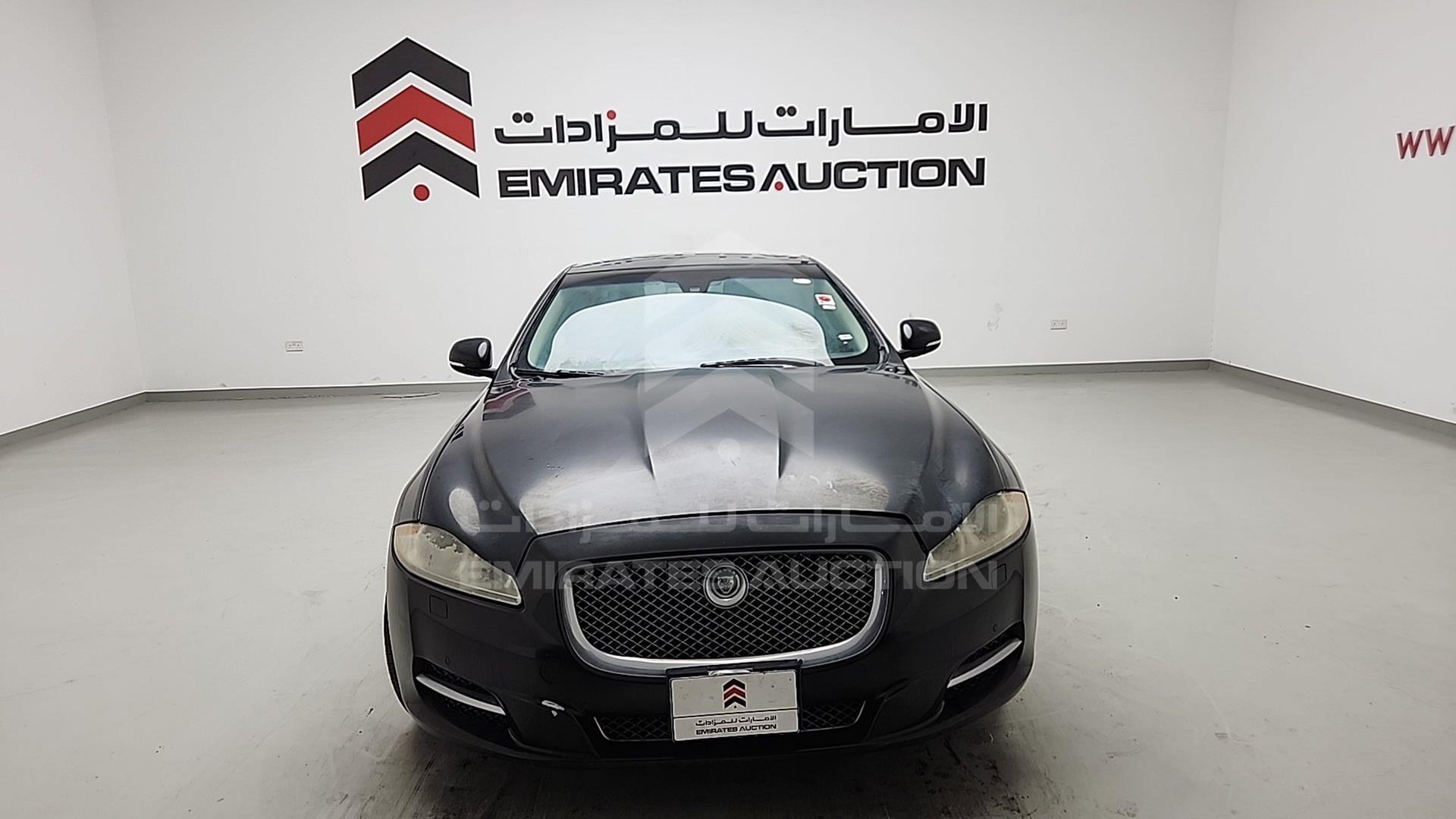 2013 JAGUAR X J VIN: SAJWJ1CD6D8V47889