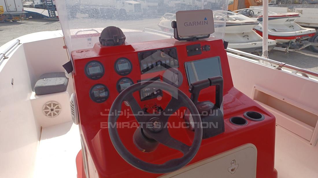 Boat + Trolley for sale in UAE - SP1574 - 433843 | Emirates Auction