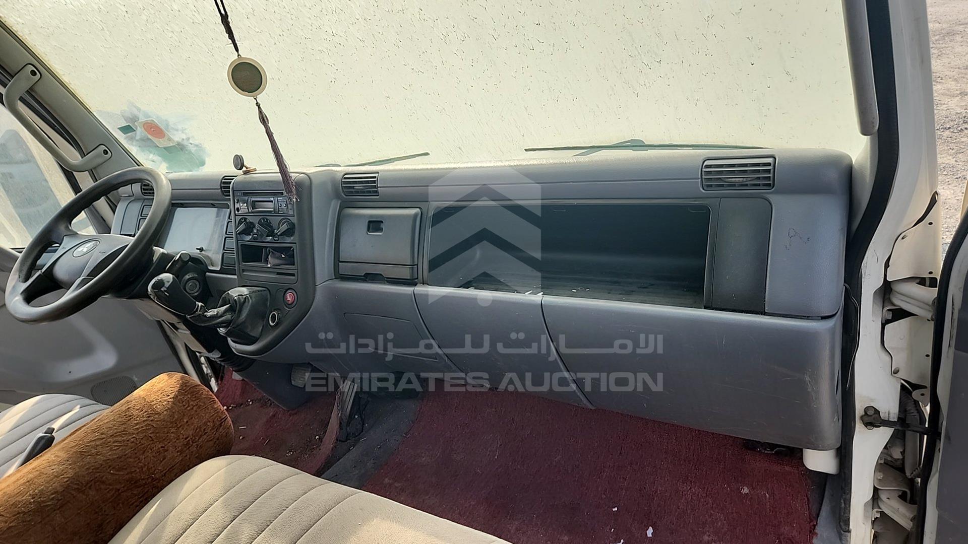 2016 MITSUBISHI CANTER VIN: JL7B6G1P8GK013818