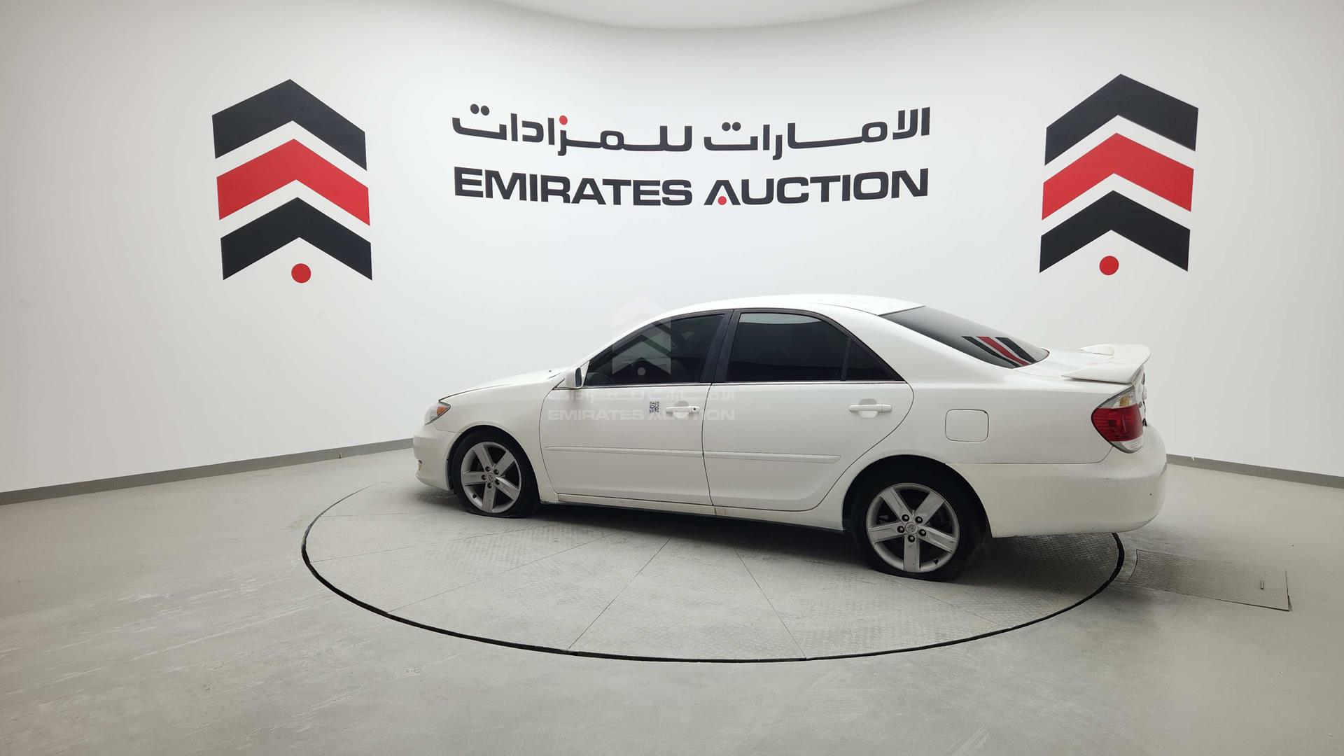 2005 TOYOTA CAMRY VIN: 4T1BF32K95U604603