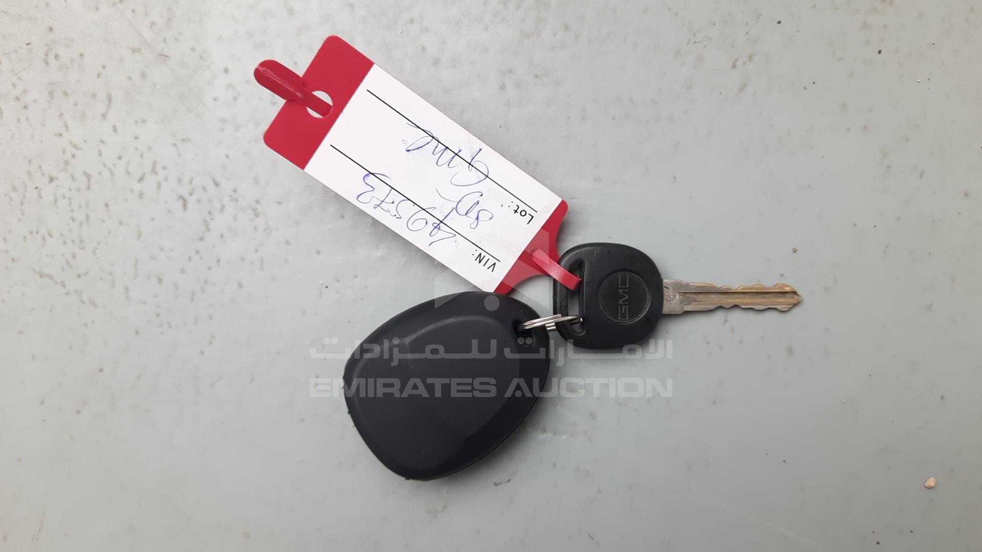 2008 GMC SIERRA VIN: 1GTHK23K28F149573
