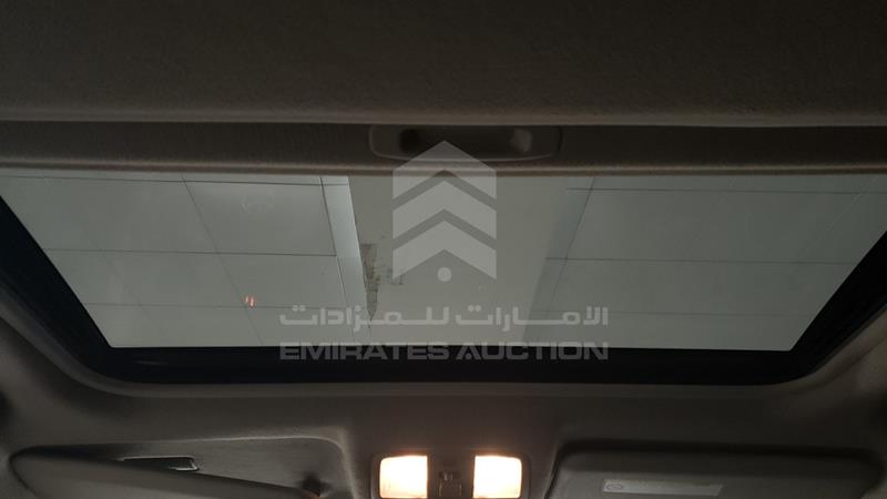 JTMBD31V685175120 Auction: EmiratesAuction Lot: 445927 JTMBD31V685175120 Toyota RAV 4 2008 WHITE Photo 19