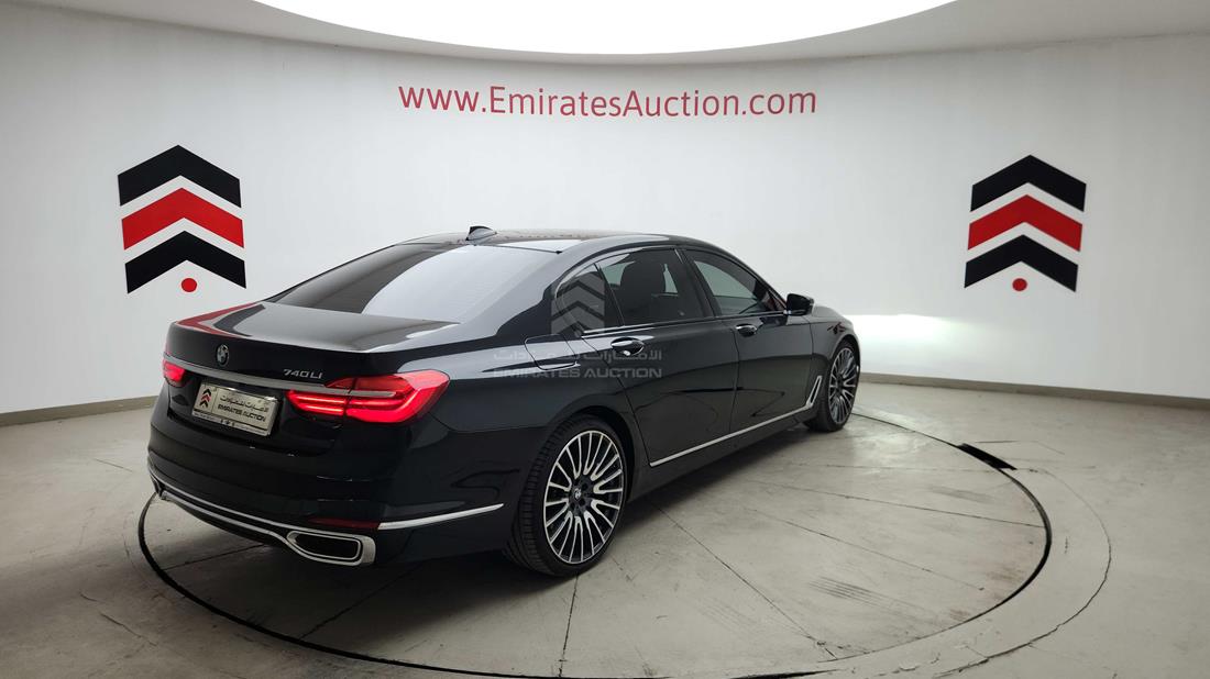 2016 BMW 740 LI — Rear Right Angle — Photo 11