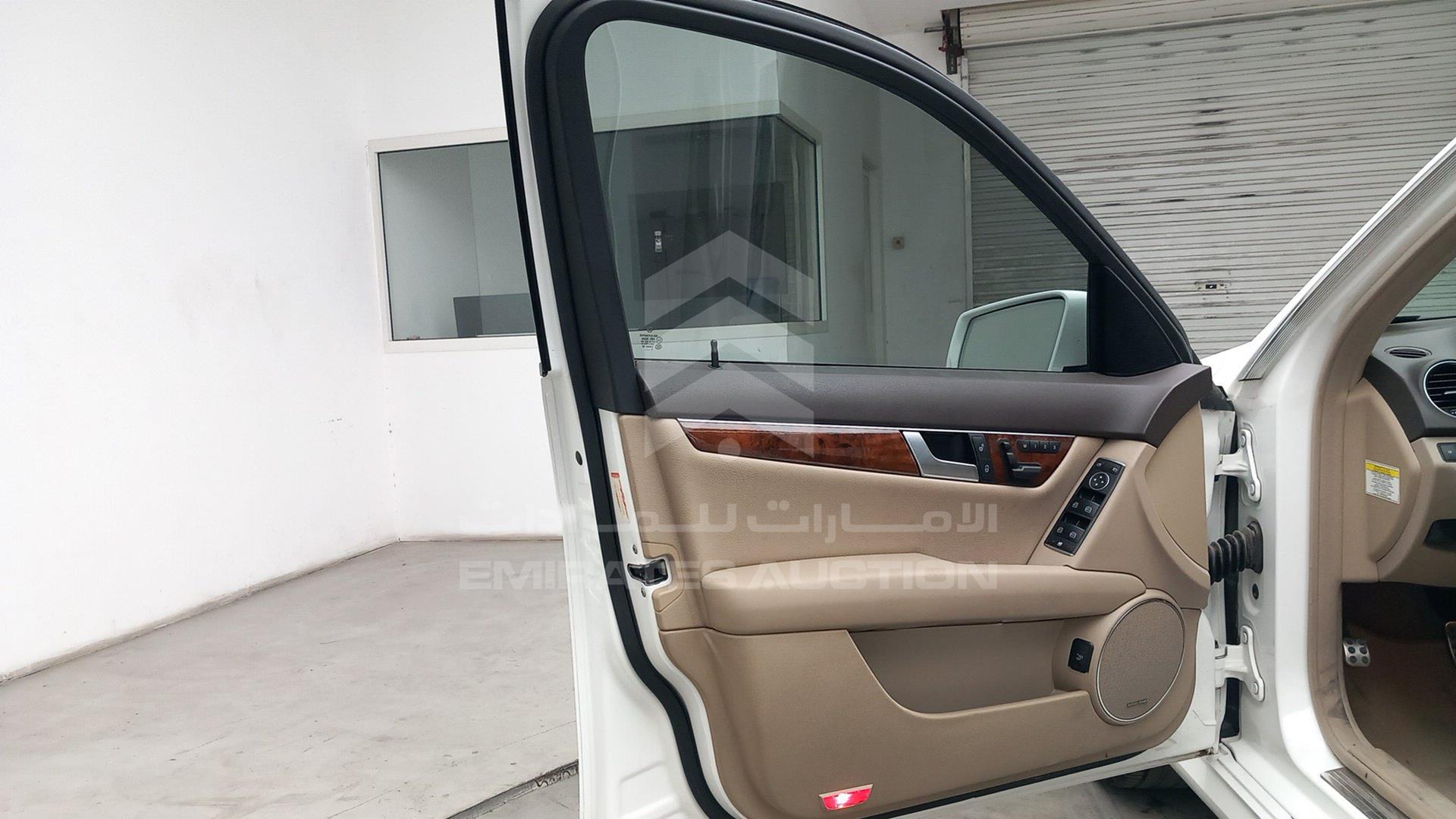 2014 MERCEDES C 300 VIN: WDDGF8AB3EG196967