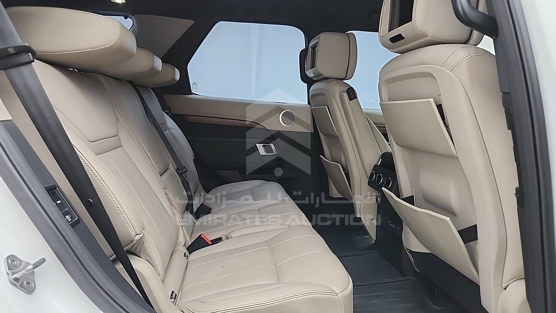 2017 LAND ROVER DISCOVERY VIN: SALRA2BV6HA002276