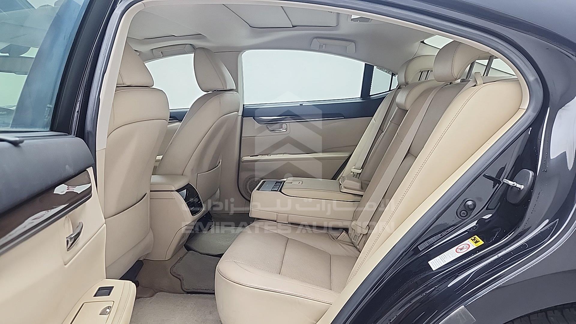 2014 LEXUS ES 350 VIN: JTHBK1GG7E2113613