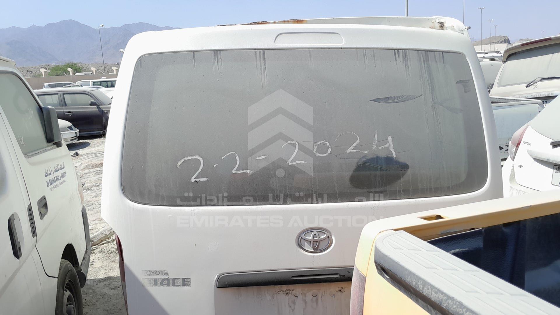 2009 TOYOTA HIACE VIN: JTFHX02P290036589